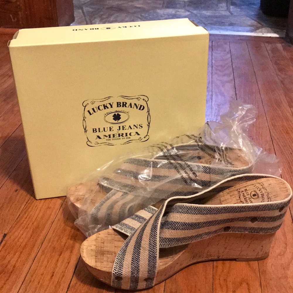 Lucky brand wedges
